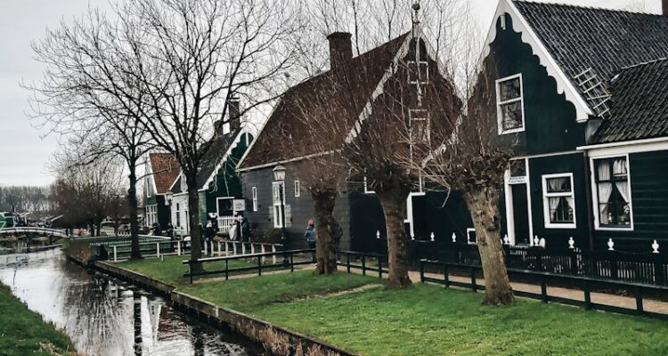 Hollanda Telefon Fiyatları - Hollanda iPhone 15 Fiyatı! - Güncel